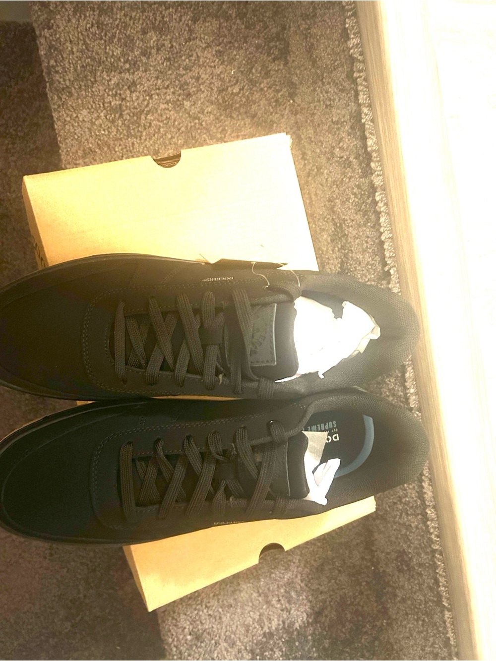 Dockers Men's Black Low-Top Casual Sneakers - Picture 3 of 4